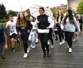 Bild: ubb
Alle 228 Schüler der Johann-Andreas-Schmeller-Mittelschule in Tirschenreuth liefen für den guten Zweck. Den Benefizlauf für das Projekt „Ein-Dollar-Brille“ organisierte die Schule in Zusammenarbeit mit dem Lions-Club Tirschenreuth.