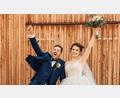 Bild: Tobias Stoffels/Neon Photography
Sie haben es getan: Sebastian und Pia Gorka sind nun verheiratet.