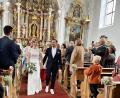 Bild: kki
In der Kirche Mariä Heimsuchung gaben sich Franziska und Christoph Gradl das Jawort.