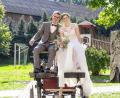 Bild: Familie Bauer/exb
Julian Bauer aus Oberbibrach und Tanja Heinl aus Neusorg gaben sich in der St. Jakobus-Kirche in Burkhardsreuth das Jawort.