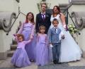 Bild: Kunz
Das Brautpaar Melanie und Holger Mayer mit seinen vier Kindern.
