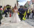 Bild: kaz
Peter und Julia Kreuzer gaben sich in der Stadtpfarrkirche das Jawort.
