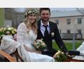 Bild: ü
Im Rathaussaal von Kirchenthumbach gaben sich Manuela Grötsch aus Tressau und Michael Ritter aus Asbach das Jawort.