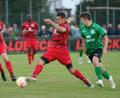 Bild: Richard Weigert
Das Derby zwischen dem 1. FC Rieden (grünes Trikot) und SV Schmidmühlen endete mit einer Punkteteilung.