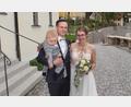 Bild: nis
In der Pfarrkirche in Tiefenbach trauten sich Denise Wittmann, geborene Frech, und Ralph Wittmann.