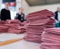 Symbolbild: Sven Hoppe/dpa
Der Countdown zur Landtags- und Bezirkstagswahl 2023 läuft. Damit die Briefwahlpost rechtzeitig ankommt sind Fristen zu beachten.