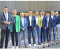 Bild: Laura Hlawatsch/exb
Waren Ansprechpartner beim Tag der Unternehmensnachfolge: (von links) Landrat Thomas Ebeling, Daniela Klemm (IHK Regensburg), Klaus Jochim und Andreas Keller (HWK Niederbayern-Oberpfalz), Andrea Kahr (IHK Niederbayern), Bürgermeister Martin Birner (Stadt Neunburg v. Wald), Albert Eckl (Hans Lindner Stiftung), Christian Meyer (Wirtschaftsförderer des Landkreises. Schwandorf) und Werner Dietrich (Stadt Neunburg)