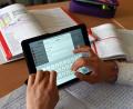 Symbolbild: Uli Deck/dpa
Tablets haben in vielen Schulen längst Einzug gehalten. Wir haben die Landtags-Kandidaten gefragt, wie sie zur Ausstattung der Schüler stehen.