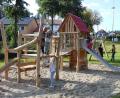 Bild: soj
Die Kinder probierten gleich alle Spielgeräte aus.