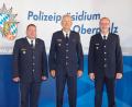 Bild: PP Oberpfalz, PHK Joachim Baumer
Erster Polizeihauptkommissar Roland Heldwein, Polizeipräsident Thomas Schöniger, Polizeihauptkommissar Harald Fuchs (von links).