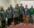 Bild: Matthias Dunzer/exb
Auf der neu renovierten Anlage von Eichenlaub Degelsdorf eröffnen (von links) Thomas Nittmann, Peter Nittmann, Heiko Nittmann, Mirko Nittmann, Christian Schindler, Michael Brütting, Holger Eckert und Josef Diertl die Stadtmeisterschaft im Sportschießen.
