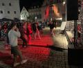 Bild: ge
Gute Stimmung herrschte vor der Rathausbühne und den anderen Schauplätzen der Kultur- und Einkaufsnacht.