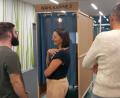 Bild: dir
Die Wahlkabine erzeugte Erstaunen, Unverständnis, Ärger und Besorgnis über künstliche Intelligenz.