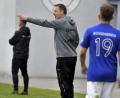Bild: Hubert Ziegler
Trainer Stephan Schmeller (links) fliegt mit dem FC Edelsfeld derzeit durch die Kreisliga Süd. Am letzten Hinrunden-Spieltag bietet sich dem Aufsteiger die Chance, sich mit einem Sieg im Spitzenspiel gegen Inter Bergsteig Amberg die Herbstmeisterschaft zu sichern.