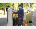 Bild: prh
Nachdem die Glasbilder zwischen den Granitstelen der sieben Stationen des Meditationswegs des Neustädter Oberpfalzvereins angebracht wurden, steht dieser kurz vor Vollendung. Die Einweihung erfolgt Mitte November.