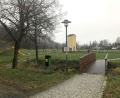 Bild: wro
Die Grünfläche am Zusammenfluss des Netzbaches mit der Waldnaab wird von der Bevölkerung in Falkenberg Droht genannt. Dort soll ein zentraler Treffpunkt der Generationen verwirklicht werden.