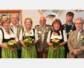 Bild: gf
Die neuen Honoratioren der Schützengesellschaft Freischütz Karmensölden (von links) Angelika Meitzel, Rudolf Möschl, Gisela Meier, Hans Meier, Silvia Engel, Sebastian Sättler und Walter Graml.