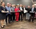Bild: Pressestelle Bezirk Oberpfalz
Die verabschiedeten Bezirksräte (von links): Marina Mühlbauer, Toni Dutz, Wolfgang Pöschl, Karl Schmid, Bezirkstagsvizepräsident Lothar Höher, Walter Jonas (Regierungspräsident der Oberpfalz), Brigitte Scharf, Richard Gaßner, Stefan Christoph, Andreas Michelson, Hans Renter.