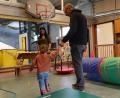 Bild: Kunz
Beim Informationsnachmittag im Kinderhaus Tohuwabohu in Weiden gab es nicht nur Wissenswertes für die Eltern, sondern auch für die Kinder viel zu entdecken.