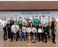 Bild: gz
Bei der Königsfeier erhalten die Gewinner Schützenscheiben, Pokale und Sachpreise.