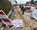 Archivbild: Stephan Huber
In Poppenricht (das Archivbild zeigt Arbeiten in Traßlberg im März 2023) ist der Glasfaserausbau zu 60 Prozent abgeschlossen, in Sulzbach-Rosenberg stehen die Arbeiten noch weitgehend am Anfang. Und das wird vorerst so bleiben.