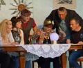 Bild: jma
Ob die Kugel die Wahrheit spricht, werden die Gäste in den Aufführungen des Theatervereins D' Veldensteiner sehen und hören.