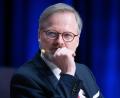 Bild: Sebastian Kahnert/dpa
Petr Fiala, Premierminister von Tschechien, sitzt während einer Podiumsdiskussion auf seinem Platz.
