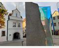 Bild: Gabi Schönberger
Das Neustädter Rathaus schimmert äußerlich im freundlichen Licht. Der Sitzungssaal war am Dienstagabend im Stadtrat allerdings nicht in so beschaulicher Stimmung.