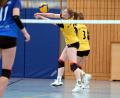 Bild: Hubert Ziegler
Eine vorbildliche Ballannahme ist eine Grundvoraussetzung, damit die Hahnbacher Volleyballerinnen gegen den TSV Ansbach bestehen können.