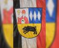 Bild: bö
Die Junge Union Ebermannsdorf hatte einen Antrag zur Änderung der Farben der längsgestreiften Gemeindefahne eingebracht.