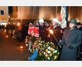 Bild: Petra Hartl
Beim Volkstrauertag in Amberg auf dem Marktplatz legten Verbände, Vereine und Soldaten der Bundeswehr Kränze nieder.