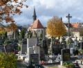 Bild: Petra Hartl
Der Friedhof Dreifaltigkeit ist einer von 13 Friedhöfen in Amberg. Ab 1. Januar sollen überall einheitliche Ruhefristen gelten.