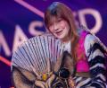 Bild: Rolf Vennenbernd/dpa
Katja Ebstein in der Prosieben-Show „The Masked Singer“.
