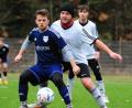 Bild: Thomas Schrems
Auf dem Kunstrasenplatz in Steinmühle besiegte der SV Pechbrunn den ATSV Tirschenreuth in der Kreisklasse Stiftland mit 3:1. Timo Hankl (links im Duell mit Florian Riedl) traf zum zwischenzeitlichen 2:1-Führungstreffer.