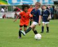 Archivbild: Richard Weigert
"Nene" Brown (links), heute Profi beim 1. FC Nürnberg, ließ schon früher die Gegner stehen. Diese Aufnahme stammt vom 13. Juni 2011 beim Hauser-Gust-Gedächtniscup in Rieden.
