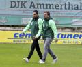 Archivbild: Hubert Ziegler
Die Ammerthaler Trainer Serdal Gündogan (links) und Florian Schlicker sind gespannt, wie ihr Team die zweiwöchige Pause verarbeitet hat.