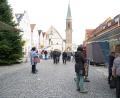 Bild: kaz
In Kemnath fand am Donnerstag der letzte Wochenmarkt in diesem Jahr statt. Die Stimmung bei den Fieranten ist gut. Sie wollen nächstes Jahr wiederkommen.