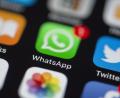 Symbolbild: Silas Stein/dpa
Der Chatdienst WhatsApp macht es in der Corona-Krise noch etwas umständlicher, Nachrichten weiterzuleiten.