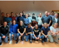 Bild: tra
Mitglieder der Alten Herren der DJK Ensdorf werden geehrt. Ihnen gratulieren die DJK-Vorsitzenden Lothar Trager (links) und Christian Scharl (Zweiter von rechts), Trainer Roland Wolfram (rechts) und Manager Richard Staufer (Mitte).