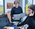 Bild: Stephan Huber
Viele Anfragen für das Amberger Frauenhaus kommen telefonisch. Im Bild von links SkF-Geschäftsführerin Andrea Graf und Frauenhaus-Leiterin Tamara Mijanic.