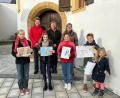 Bild: Pammer/exb
Die Gewinner des Malwettbewerbs am verkaufsoffenen Sonntag in Nabburg mit Alexandra Pfeiffer (Bücherei), Elisabeth Troidl und Gisela Westiner vom Netzwerk Nabburg.