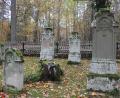 Bild: Ertl, Willi
Im herbstlichen Kleid präsentiert sich der Friedhof der alten Ortschaft Haag mitten im Übungsplatz.