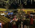 Bild: Thomas Rohrwild/exb
Auch heuer stieß der Weihnachtsmarkt des Skiclubs Stulln im Vierseithof der Familie Sorgenfrei auf starke Resonanz. Es konnten Kunstgewerbliches aus Holz sowie Dekos und Gestaltungsartikel bewundert und erworben werden.