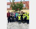 Bild: Nadja Trißl/exb
Der Katholische Frauenbund Plößberg-Schönkirch spendet je 200 Euro an die Kinderfeuerwehr Plößberg und die Jugendgruppe des OGV Plößberg.
