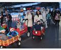 Bild: bö
Mit Kind, Kegel und Bollerwagen kamen die amerikanischen Familien zum großen "Christmas Tree Lighting" in Hohenfels.