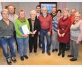 Bild: no
Die Mitglieder der neugewählten Vorstandschaft mit der bestätigten Vorsitzenden Marianne Kellermann (Dritte von rechts), der Kreisvorsitzenden Marianne Kies-Baldasty (Vierte von links), dem Zweiten Bürgermeister Benjamin Hiltl (Fünfter von links) und dem Seniorenbeauftragten im Gemeinderat Werner Englhard (Zweiter von links)