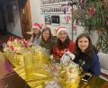 Bild: Sandra Hering, RTO/exb
Für den Weihnachtsmarkt hatten Schüler unter anderem selbstkreierte Feenlichter gebastelt.
