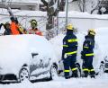 Bild: Sven Hoppe /exb
Schnee und Eis haben im Süden Bayerns auf den Straßen und bei der Bahn für Chaos gesorgt. 785 Mal rückten die Einsatzkräfte am Wochenende aus.