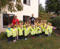 Bild: Kindergarten Weidenthal/exb
Der Tüv Süd überreicht Warnwesten für den Kindergarten in der Gemeinde Guteneck.