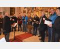 Bild: jr
Zu den Mitwirkenden beim Benefizkonzert von „Kopf hoch“ Konnersreuth in der Pfarrkirche St. Laurentius zählte auch der Männergesangverein Konnersreuth mit Leiter Josef Wölfl.